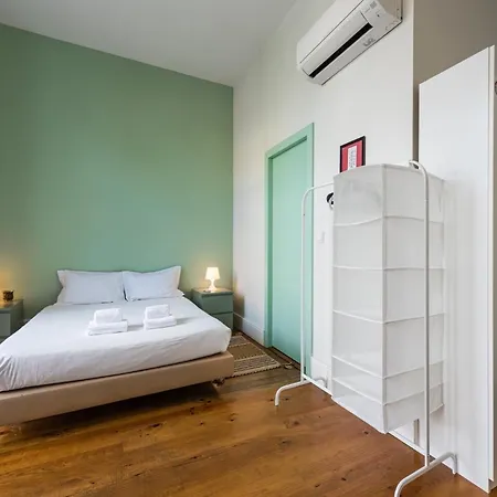 Hotel Guestready - *
